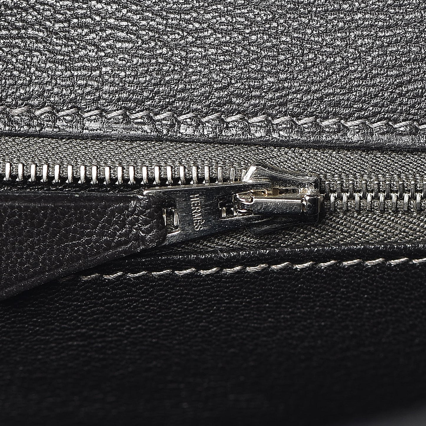 Shiny Porosus Crocodile Birkin 35 Graphite