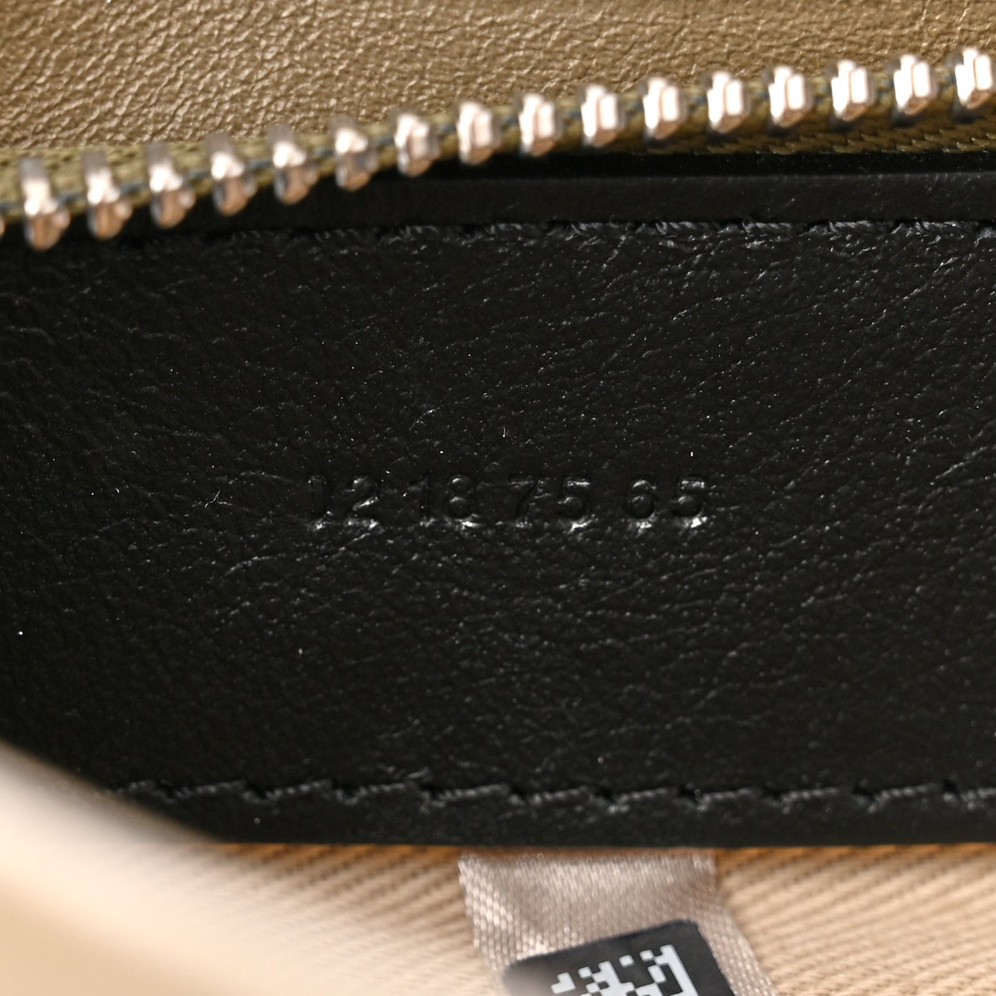 Smooth Calfskin Medium Roy Clutch Merino Grey