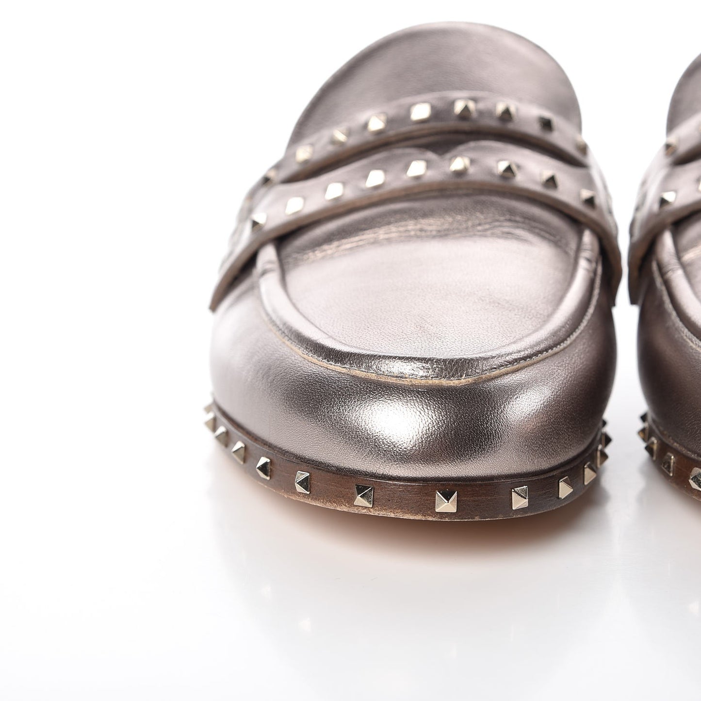 Metallic Lambskin Soul Rockstud Flat Mules 39 Silver