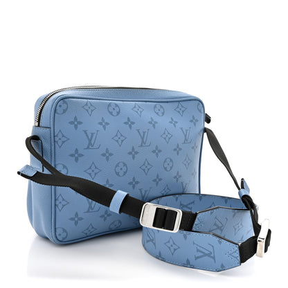 Louis Vuitton Taigarama Outdoor Messenger Blue Lagoon 3 of 14