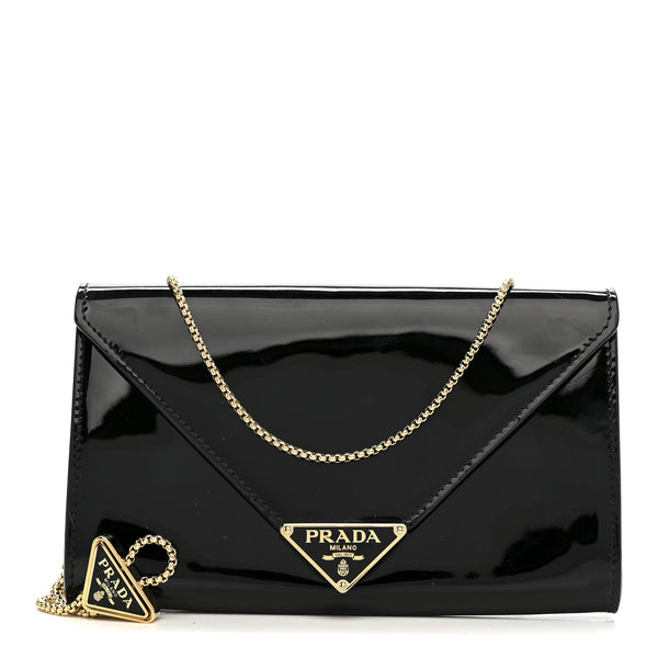 本物●PRADA バッジ ブローチ レザートライアングル 三角 箱付　ブラック 4851732df18097bbcaf6ef5a9280a8