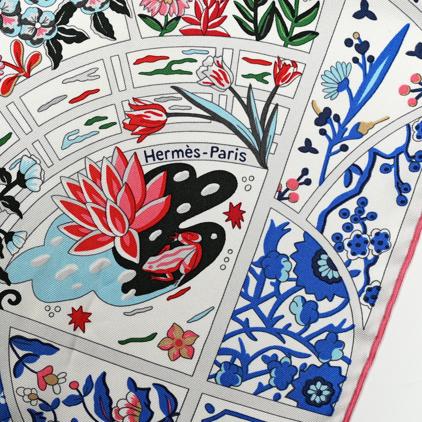 Silk Fleurs De Giverny Scarf 90 White Rouge Bleu