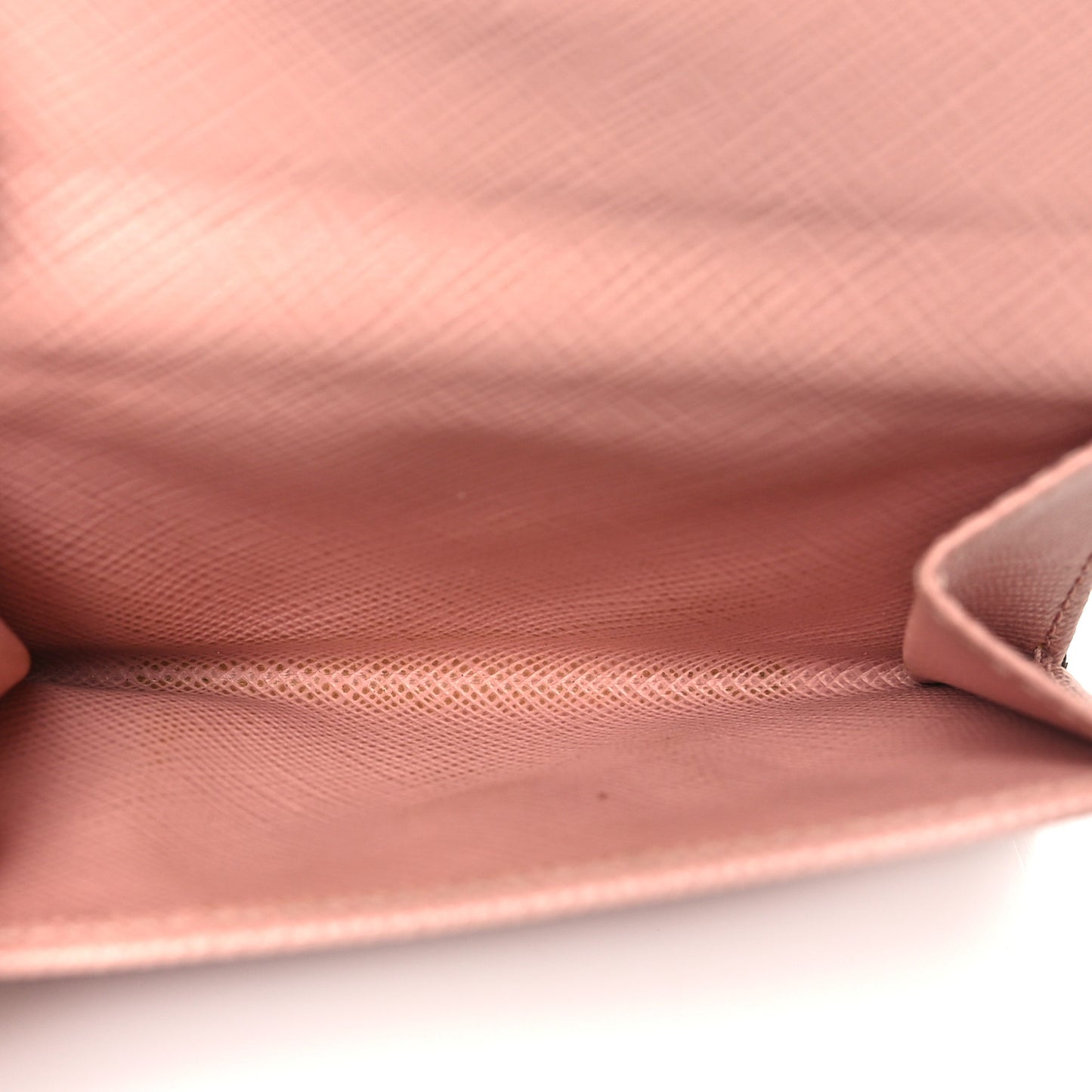 Saffiano Tri-Fold Wallet Orchidea