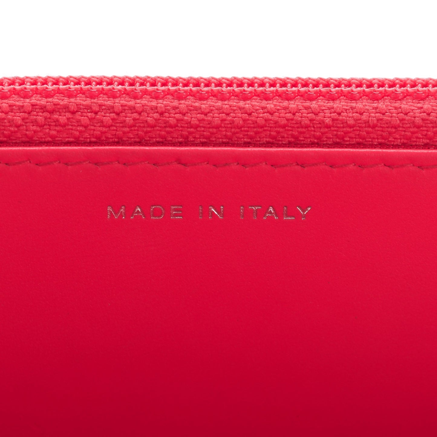 Patent Quilted Wallet On Chain WOC Pink