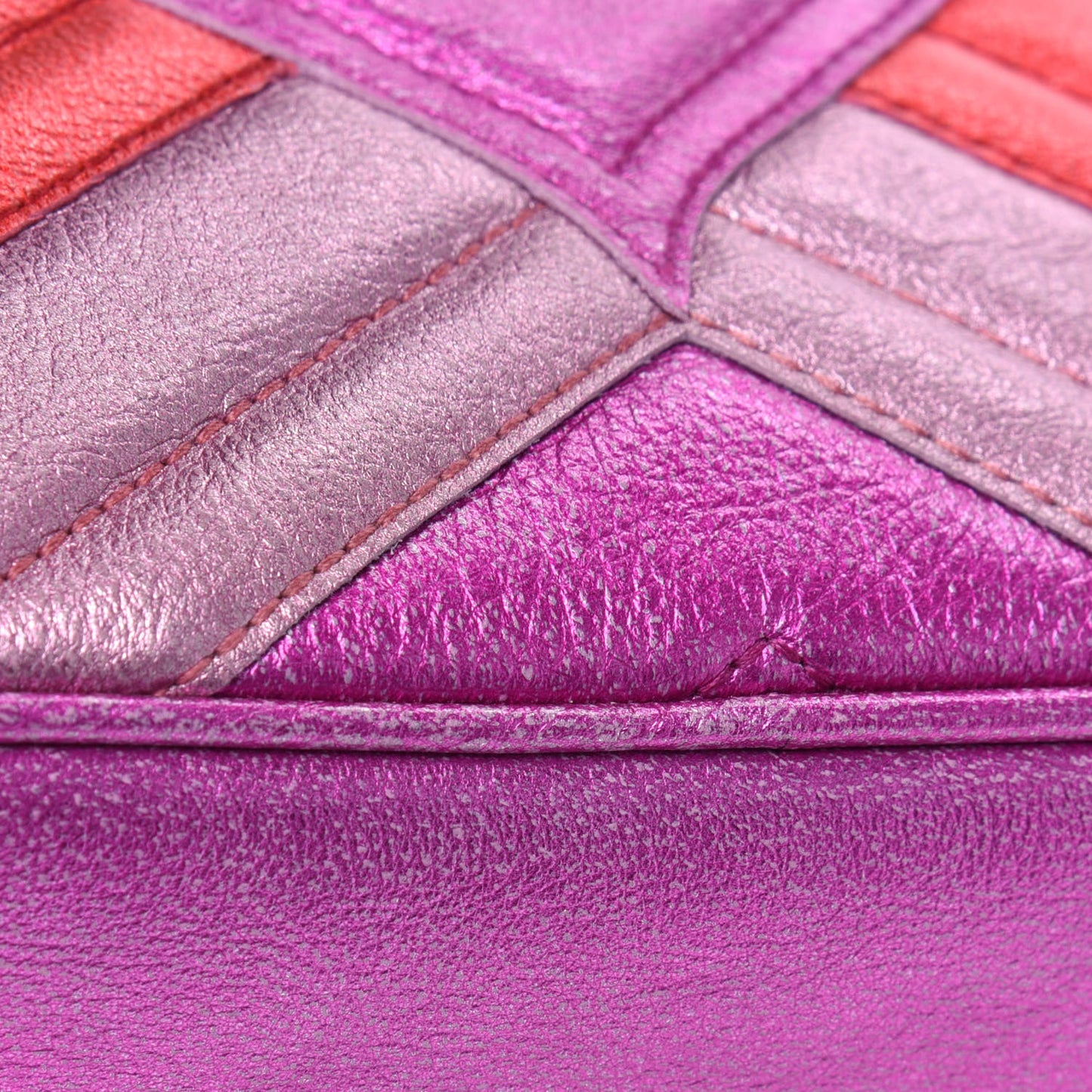Laminated Nappa Matelasse Small GG Marmont Chain Shoulder Bag Fuxia Rosso Rosa
