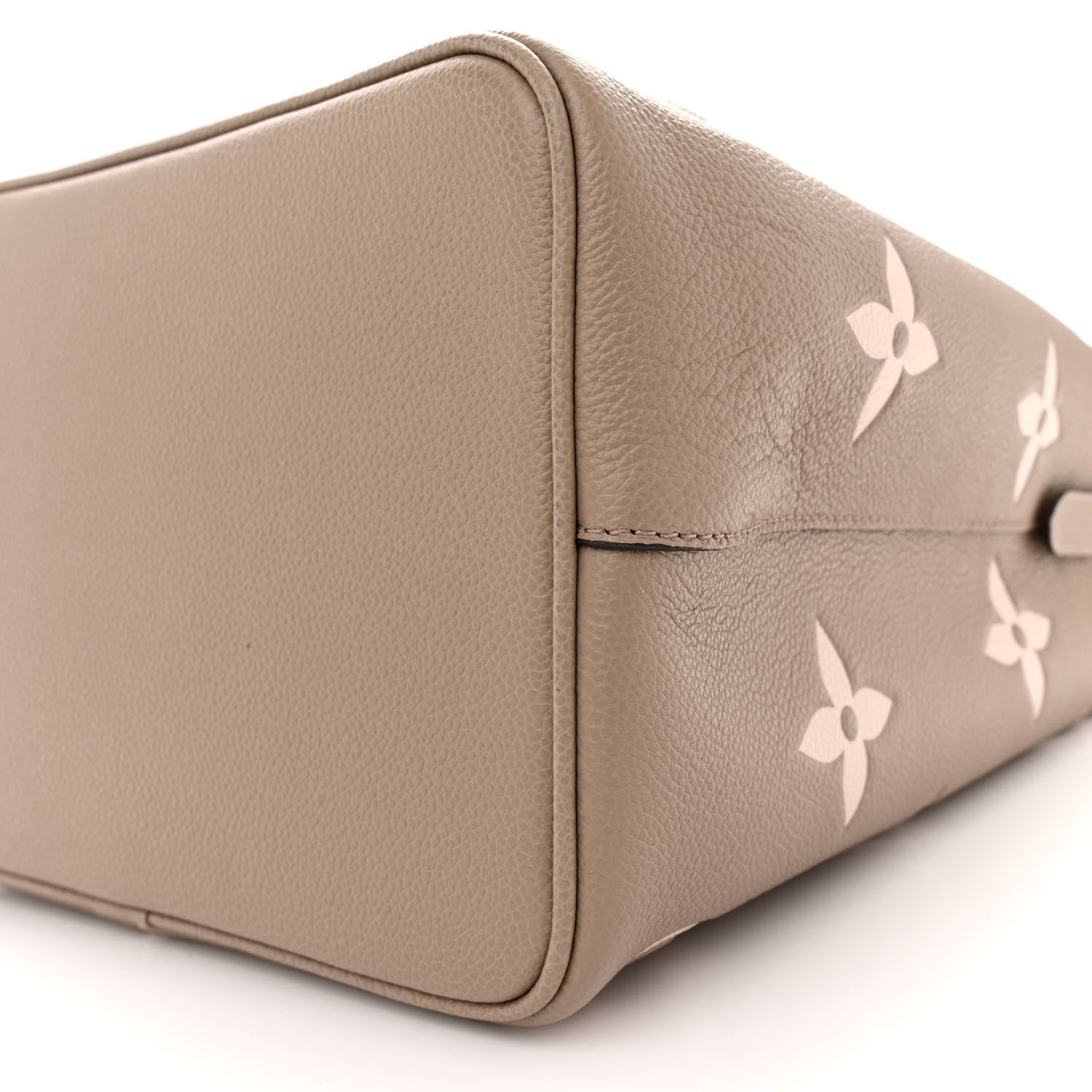 Louis Vuitton Empreinte Monogram Giant Neonoe MM Tourterelle Creme 10 of 11