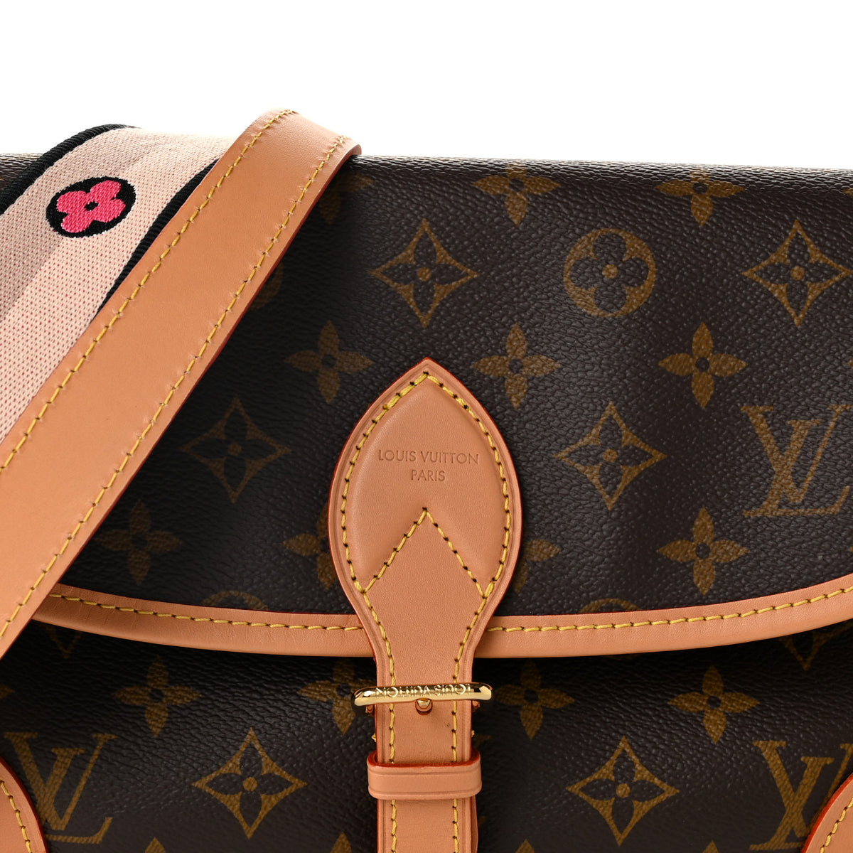 Monogram Diane Black