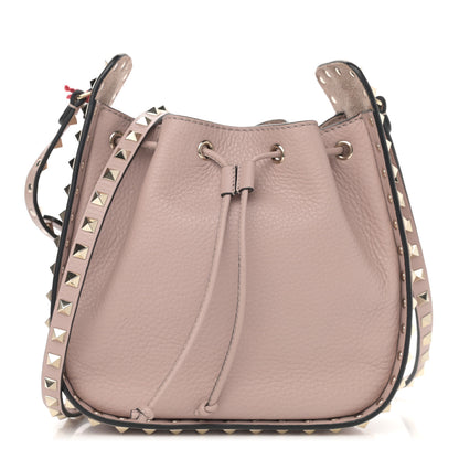 Valentino Garavani Grained Calfskin Rockstud Bucket Bag Poudre 1 of 14