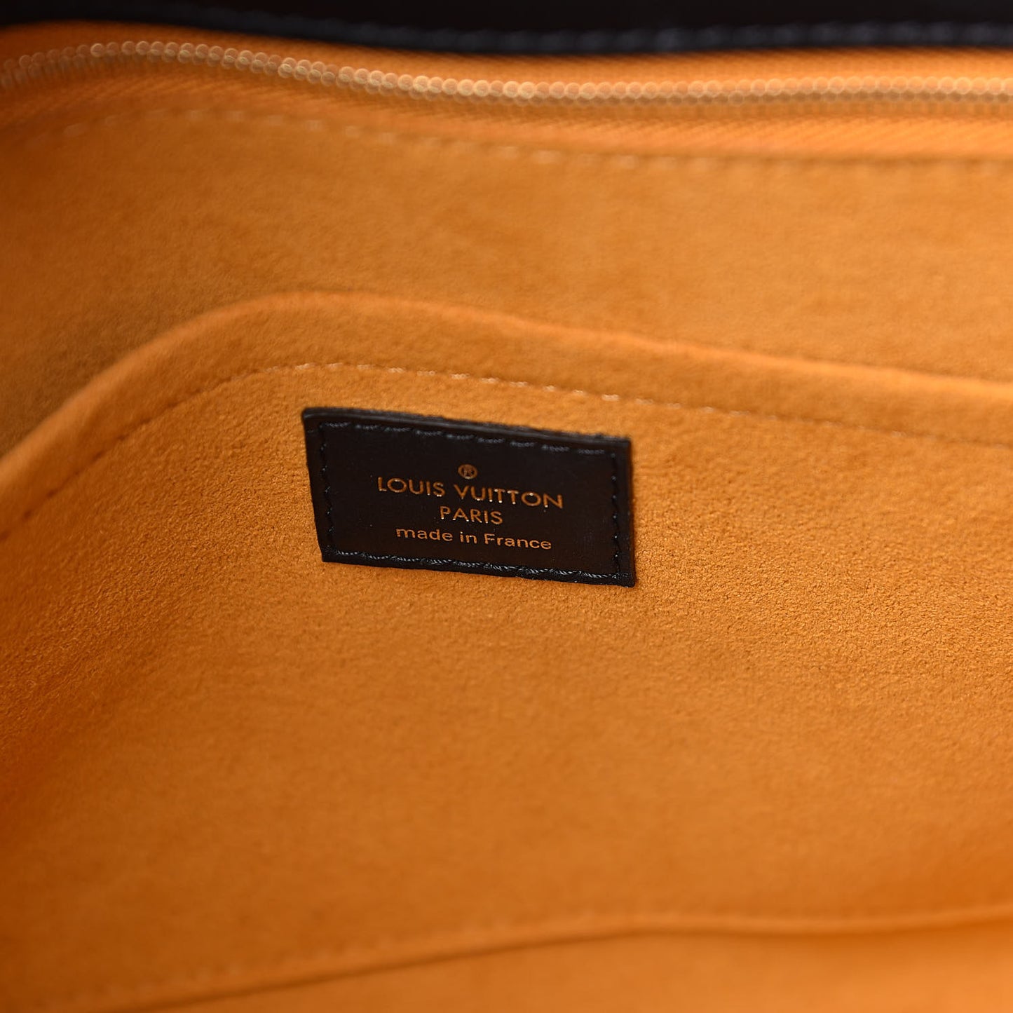 Calfskin Monogram Tufting On My Side Black