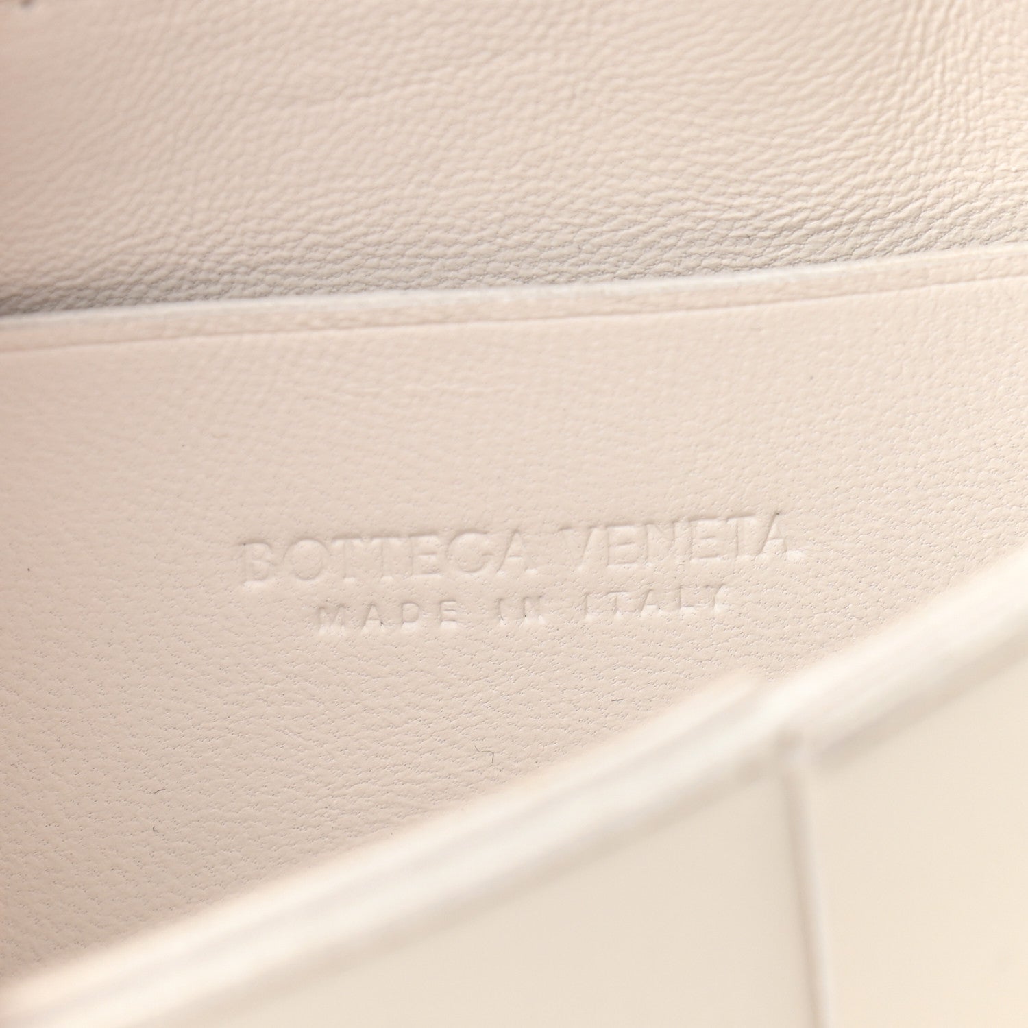 Bottega Veneta Lambskin Maxi Intrecciato Extra Mini Cassette Crossbody Bag White 6 of 9