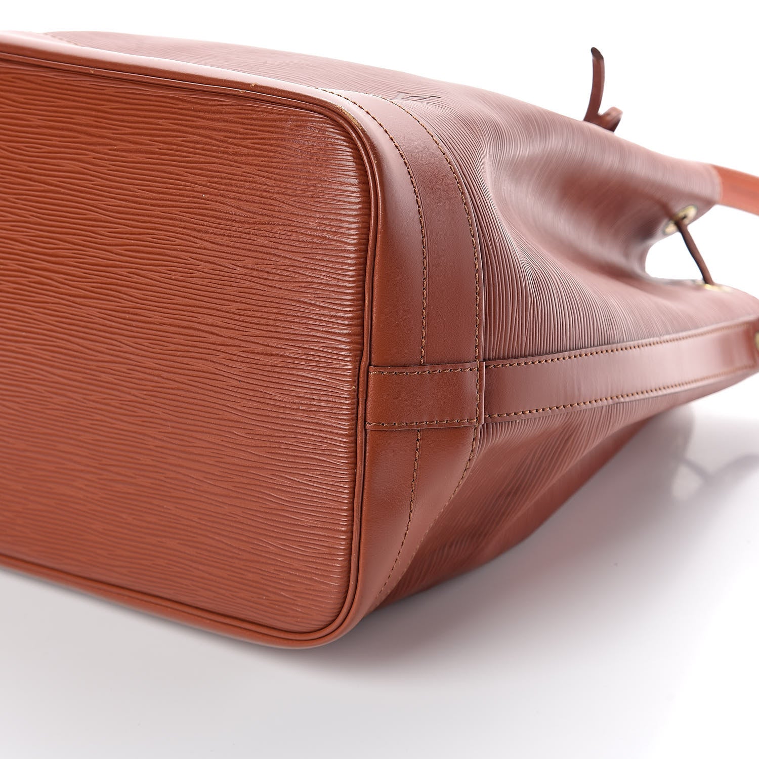 Louis Vuitton Epi Noe Kenyan Fawn 10 of 10