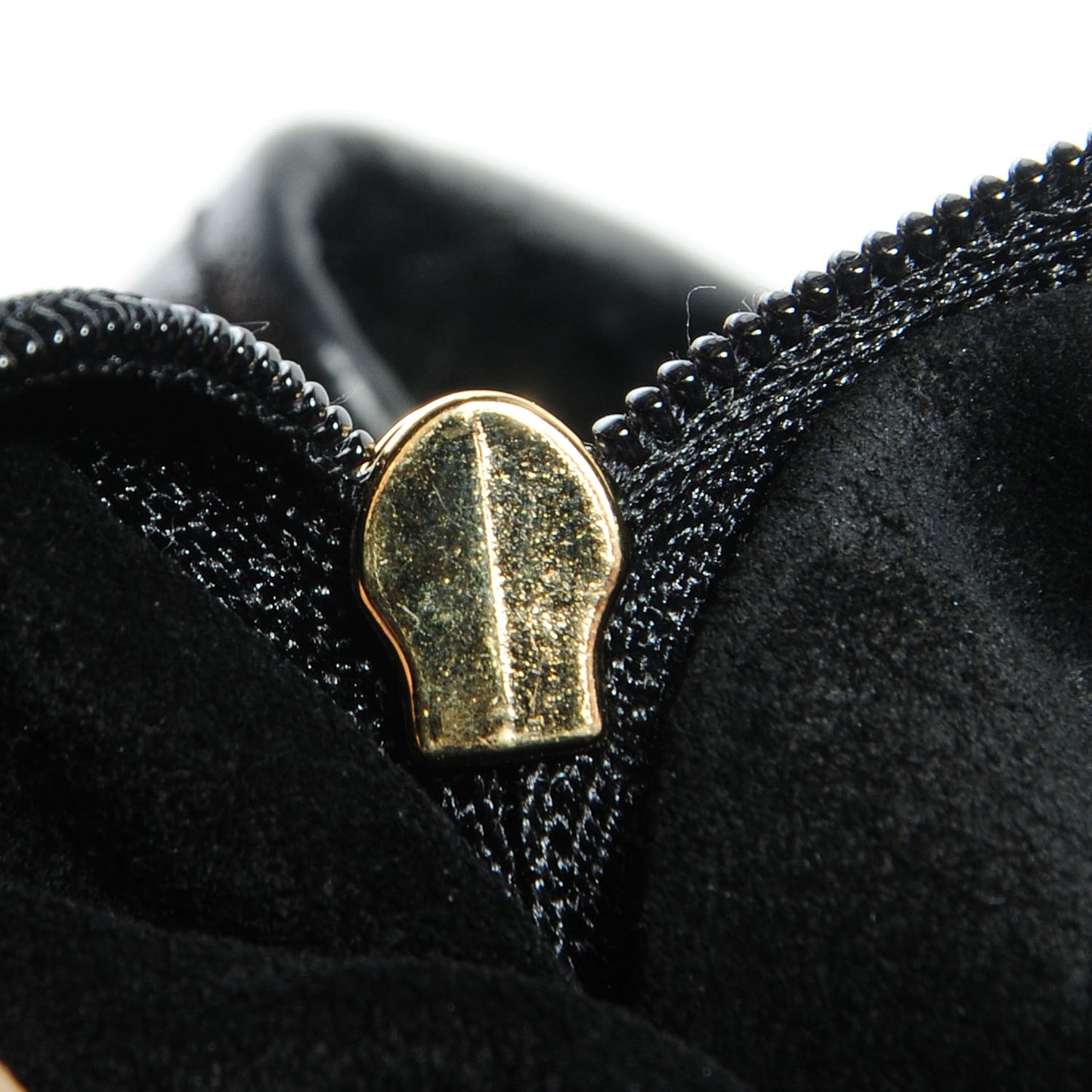 Soft Spongy Leather Lily Black