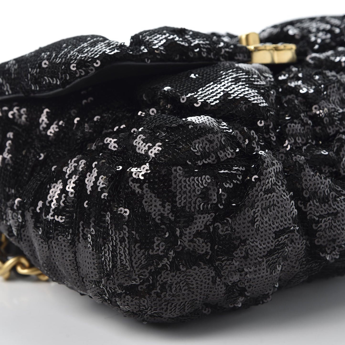 Sequin Quilted Medium 19 Flap Black