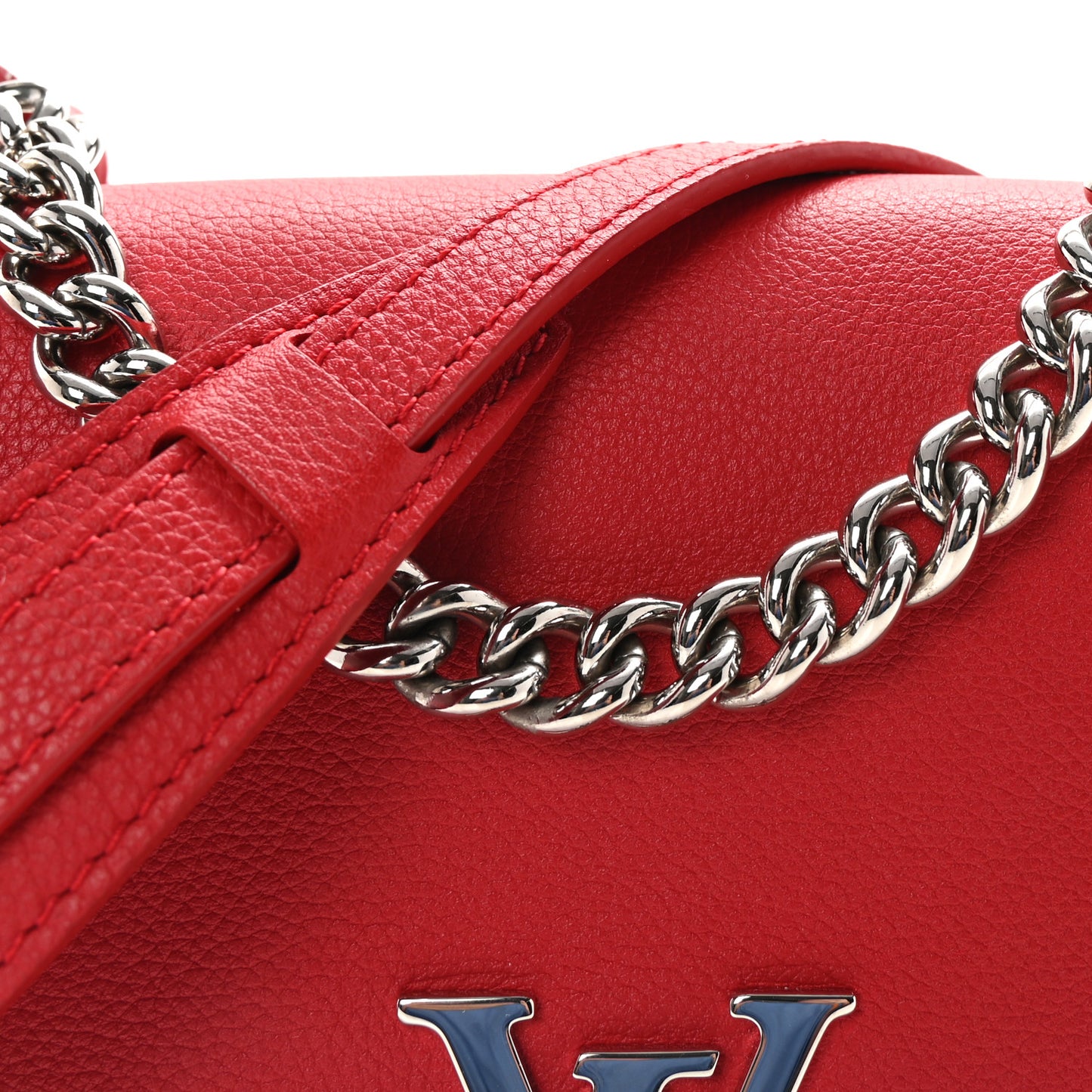 Calfskin Lockme II Chain Bag BB Rubis