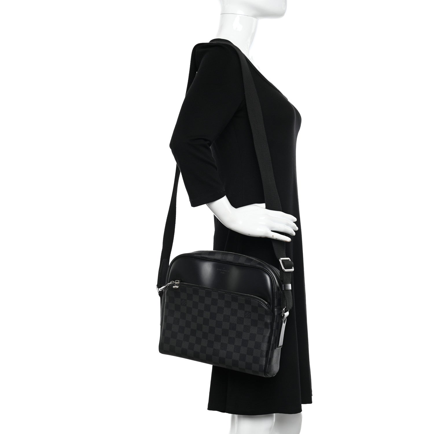 Louis Vuitton Damier Graphite Dayton Reporter PM 2 of 8