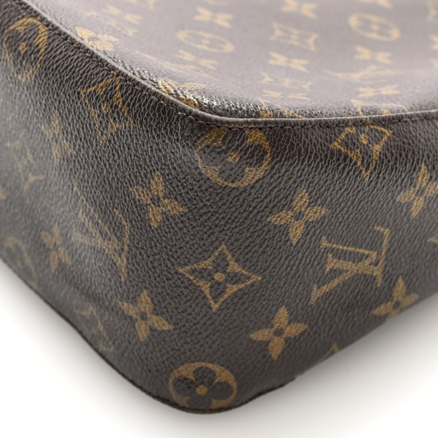 Monogram Looping MM