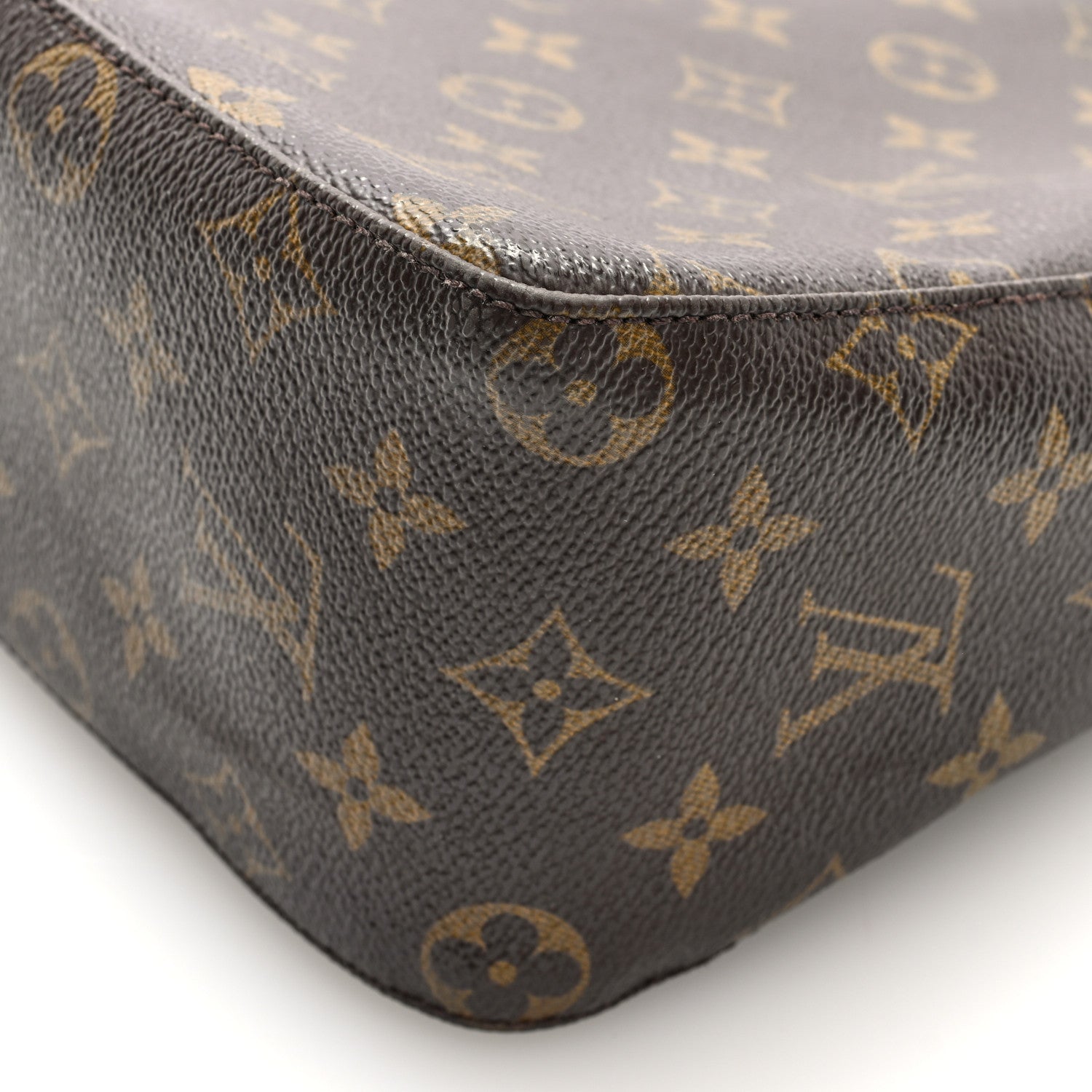 Louis Vuitton Monogram Looping MM 9 of 9