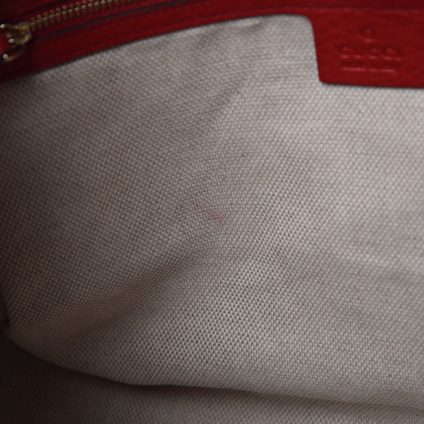 Pebbled Calfskin Medium Soho Chain Shoulder Bag Tabasco Red