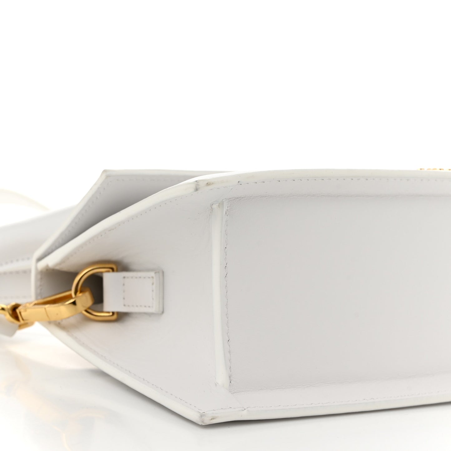 Smooth Calfskin Le Chiquito Moyen White