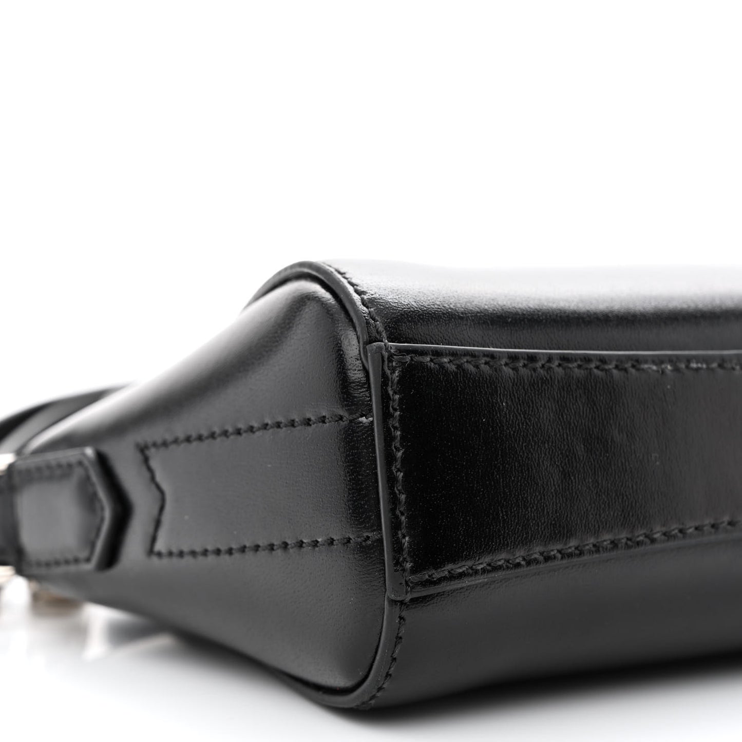Smooth Calfskin Nano Antigona Black
