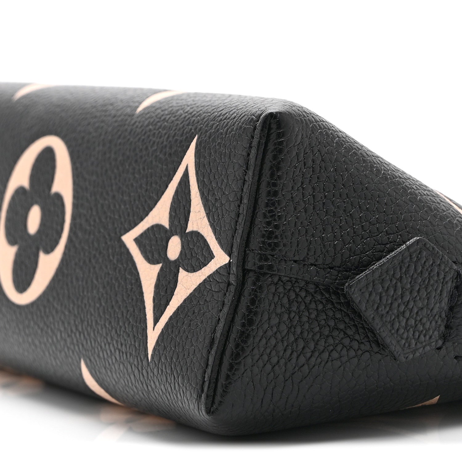 Louis Vuitton Empreinte Monogram Giant Cosmetic Pouch Black Beige 9 of 9