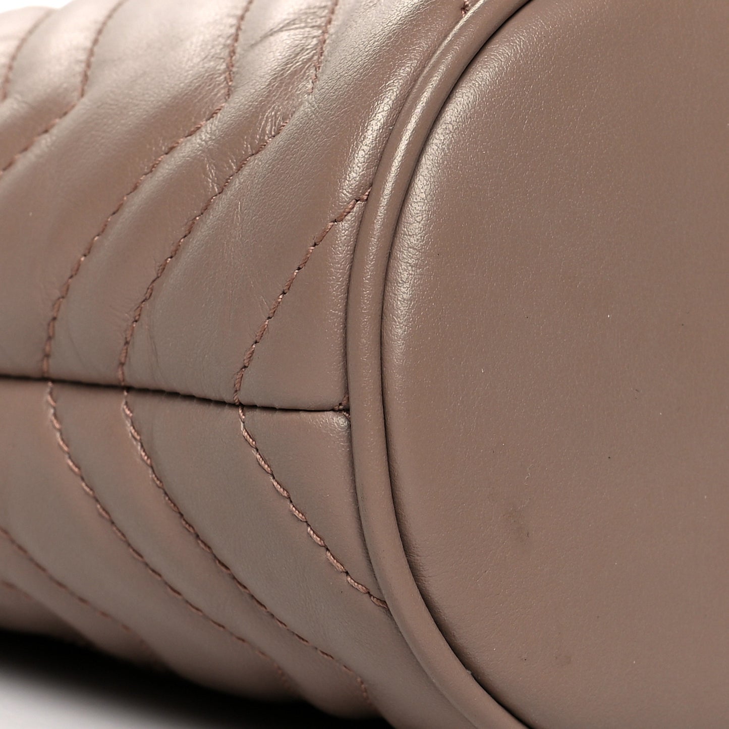Calfskin Matelasse Mini GG Marmont 2.0 Bucket Bag Porcelain Rose