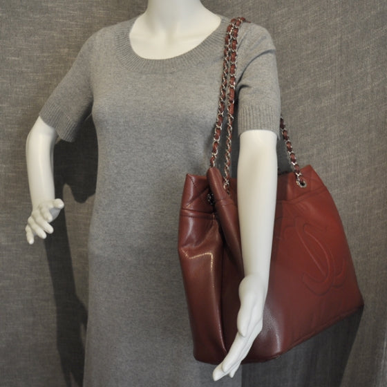 Caviar Timeless Large Shopping Tote Bordeaux