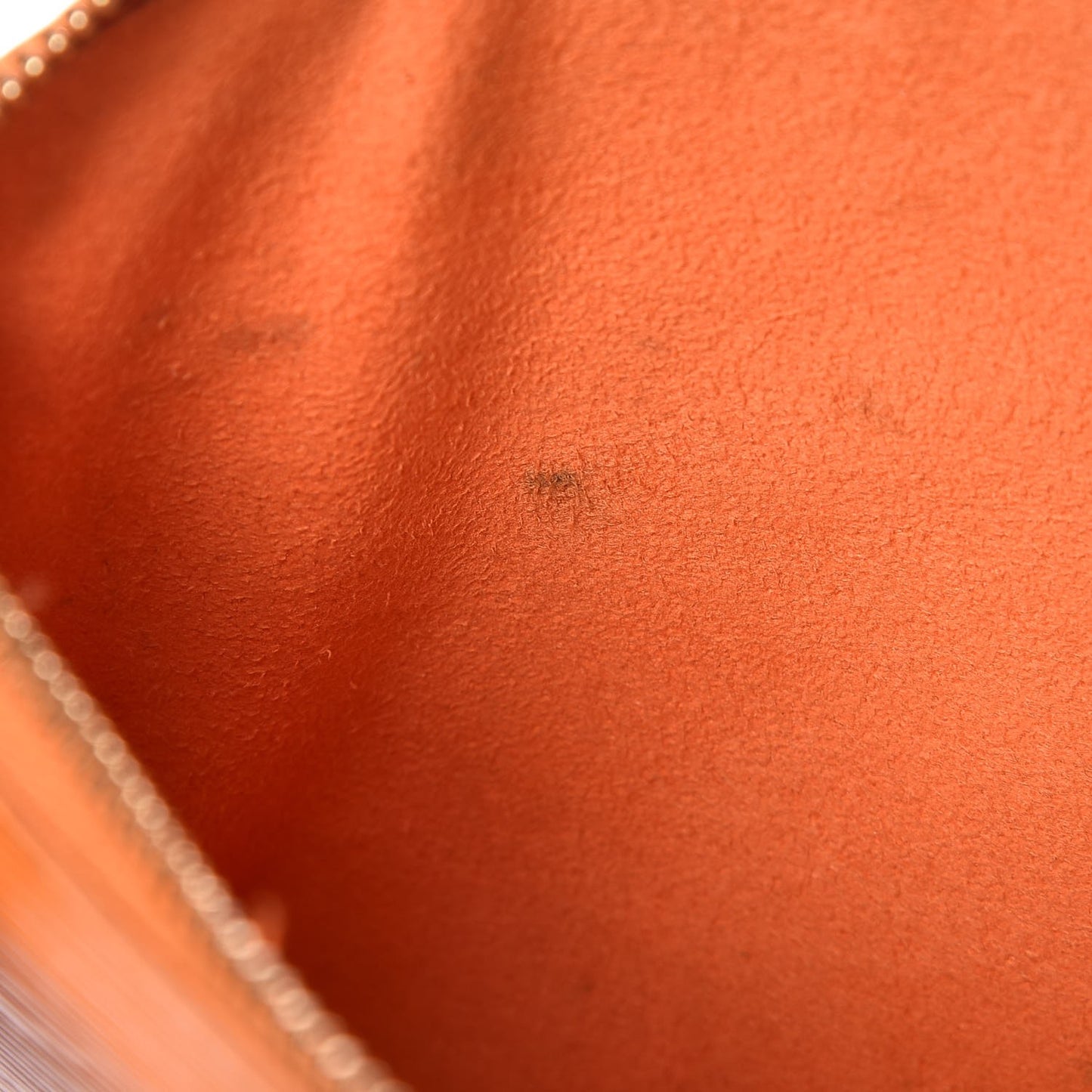 Epi Pochette Accessories 24 Mandarin