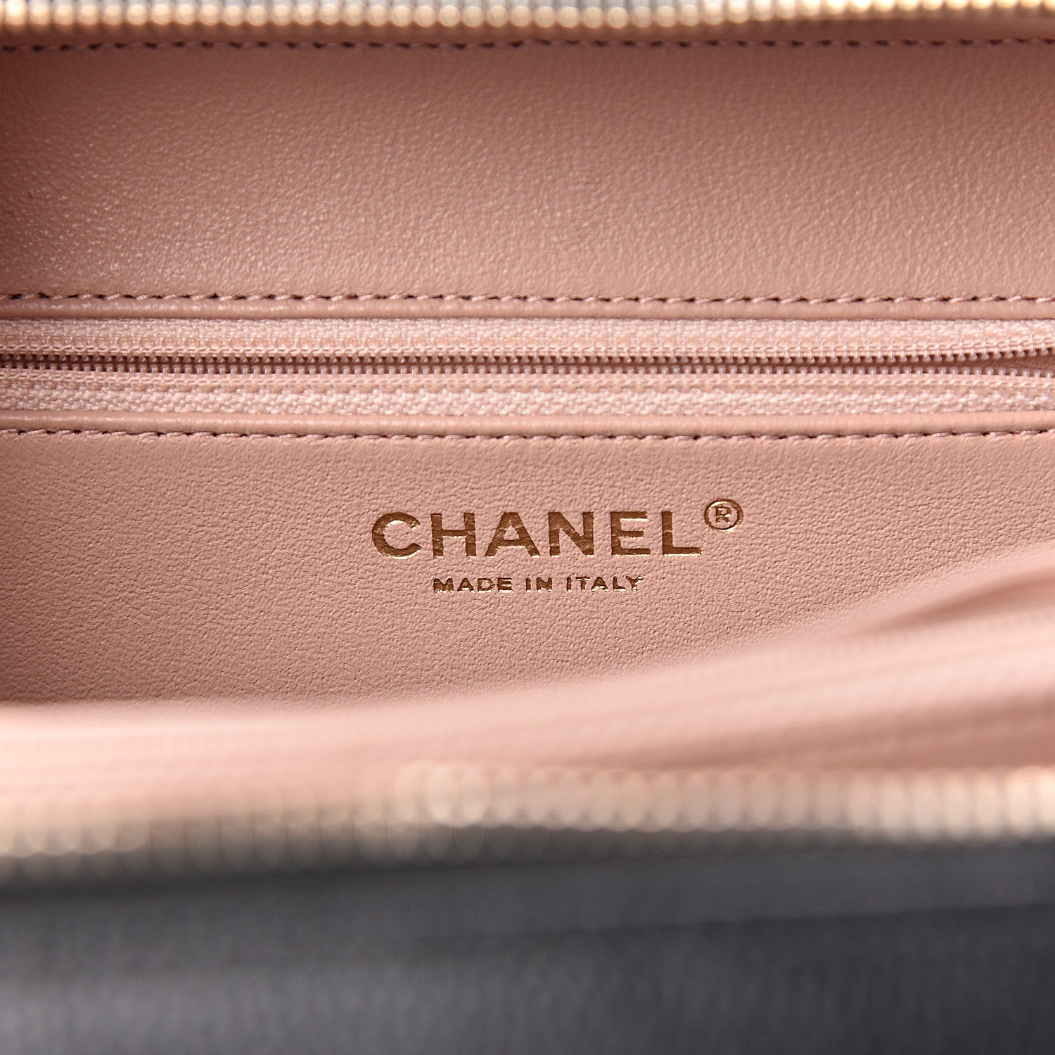 Chanel Caviar Quilted Medium CC Filigree Vanity Case Black 6 of 12
