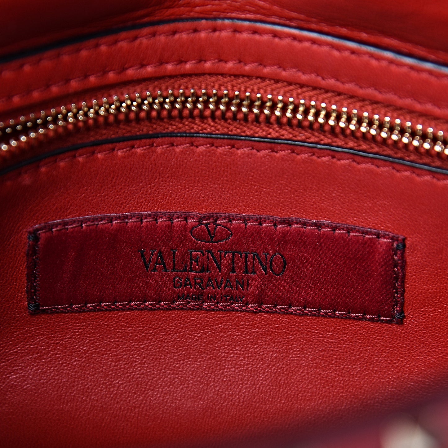 Nappa Medium Rockstud Spike Shoulder Bag Rosso Valentino