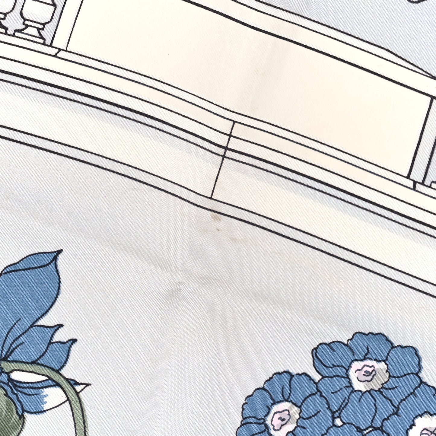 Silk Quai aux Fleurs Scarf 90