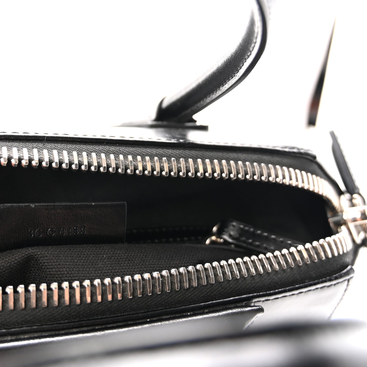 Shiny Lord Calfskin Small Antigona Black