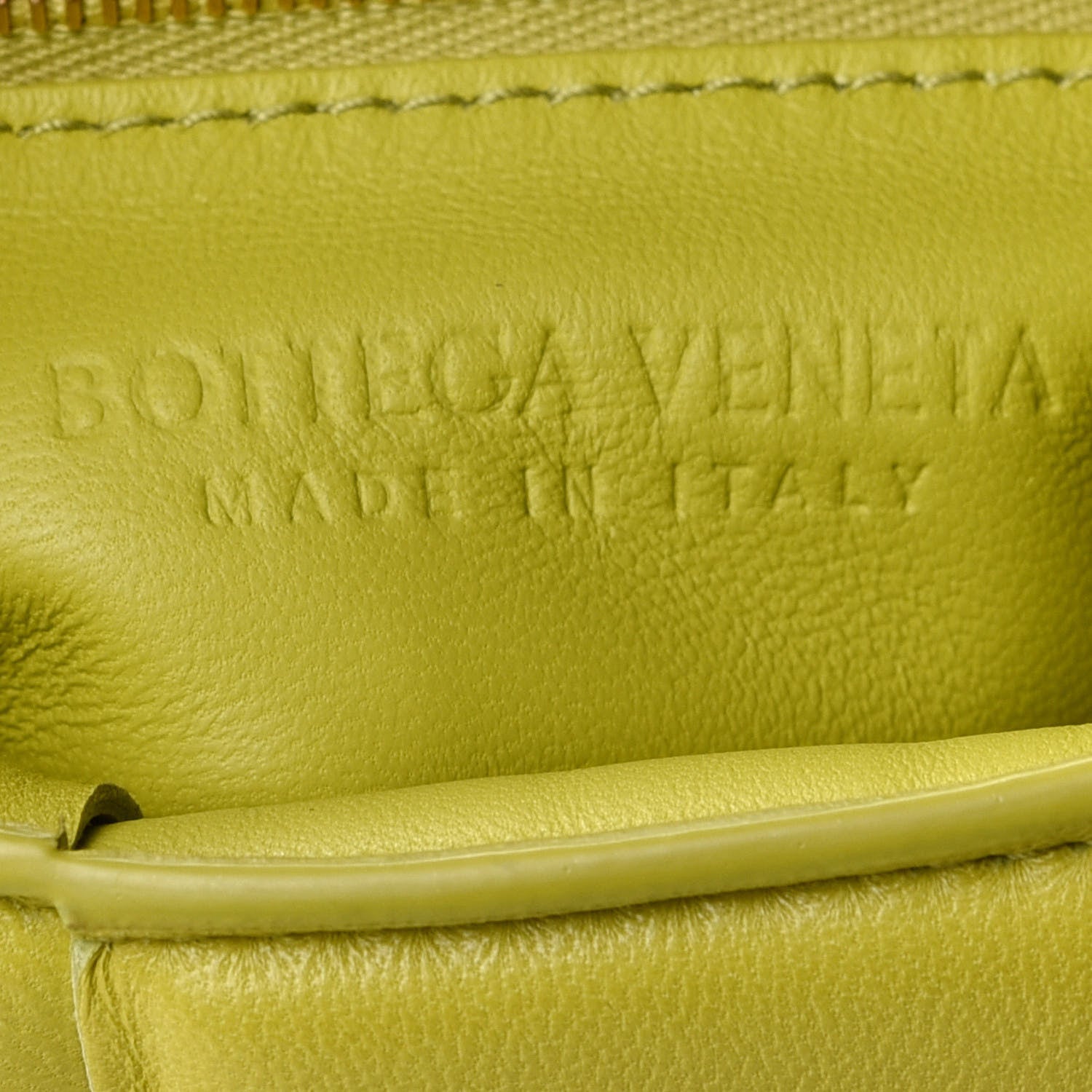 Bottega Veneta Lambskin Maxi Intreccio Padded Chain Cassette Crossbody Bag Kiwi 5 of 10