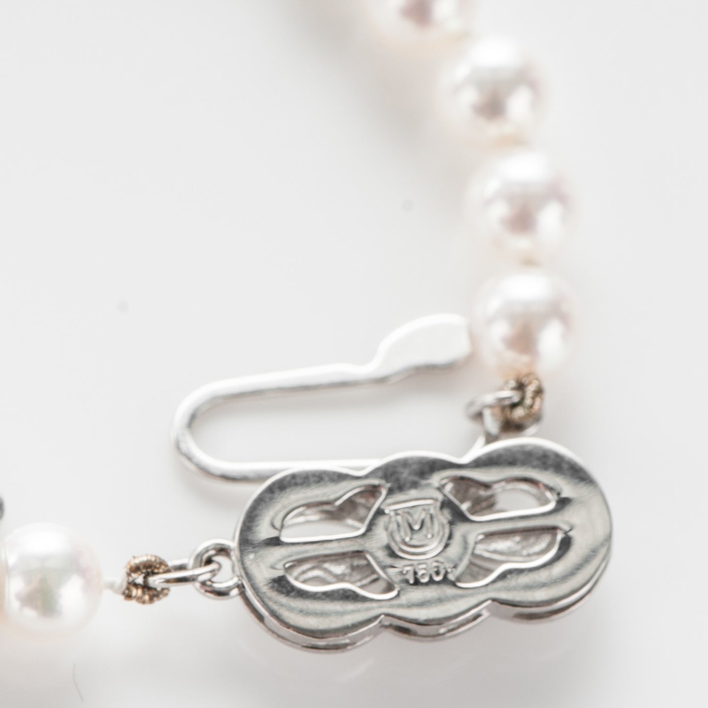 18K White Gold Diamond Akoya Cultured Pearl 5mm Strand Bracelet