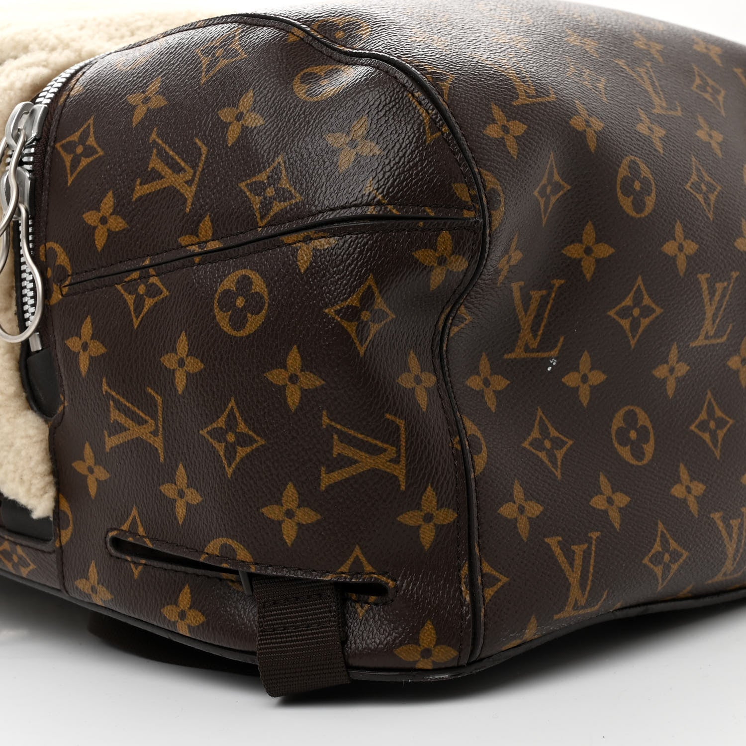 Louis Vuitton Shearling Monogram Marc Newson Fleece Pack Beige 9 of 10