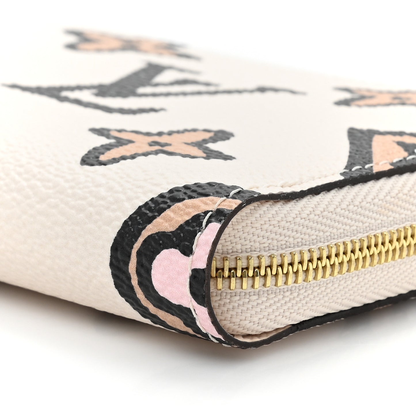 Monogram Giant Wild At Heart Zippy Coin Purse Creme