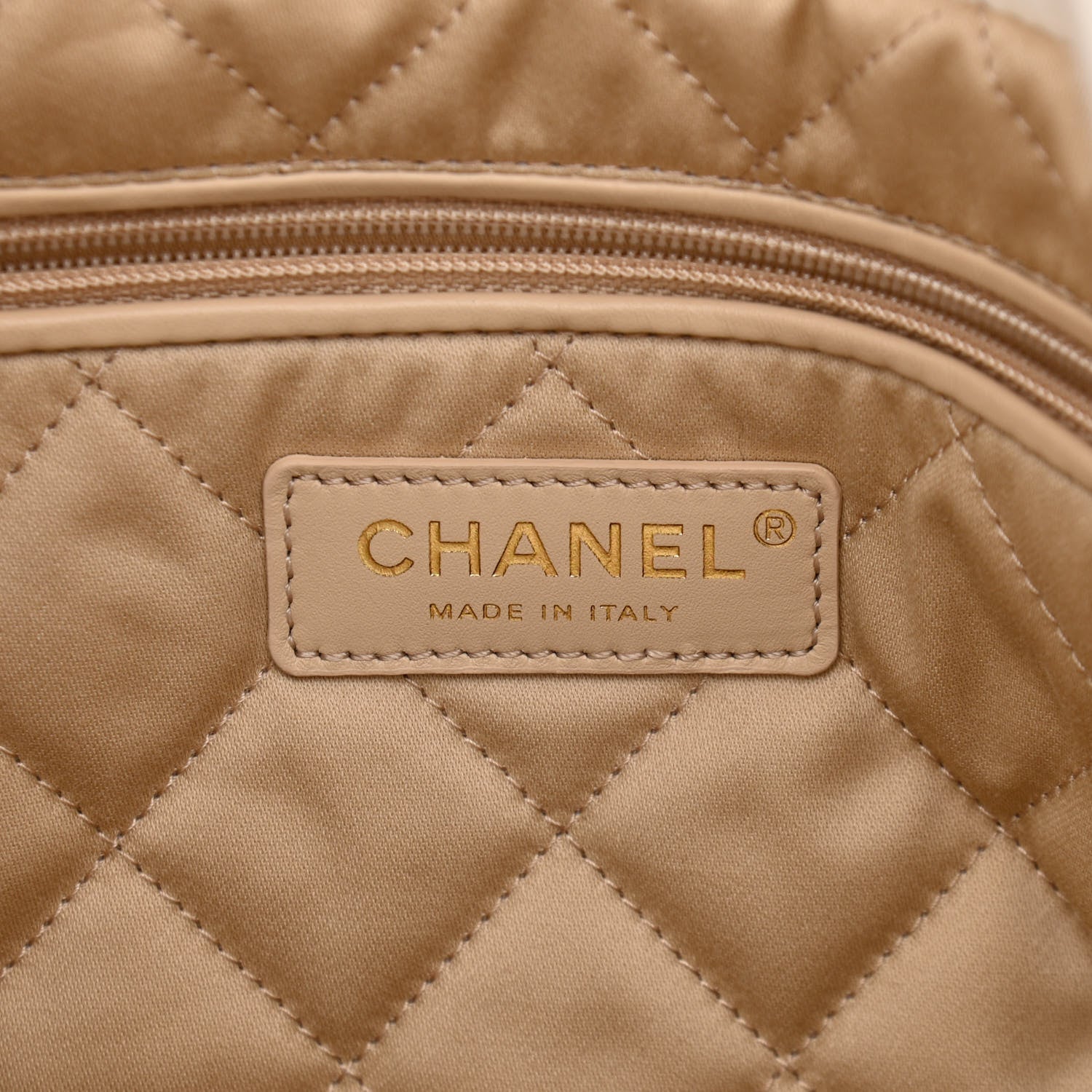 Chanel Shiny Calfskin Quilted Small Chanel 22 White 7 of 12