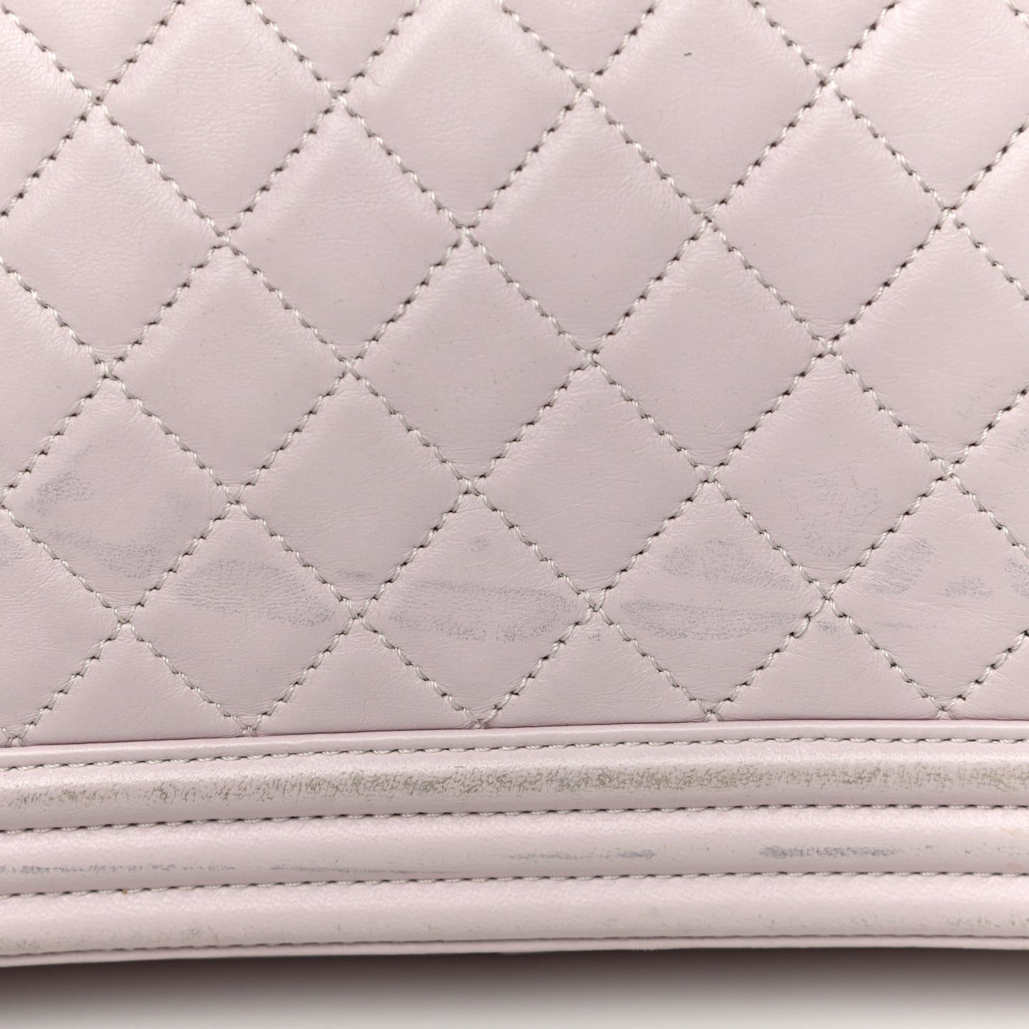Lambskin Quilted New Medium Boy Flap Light Pink