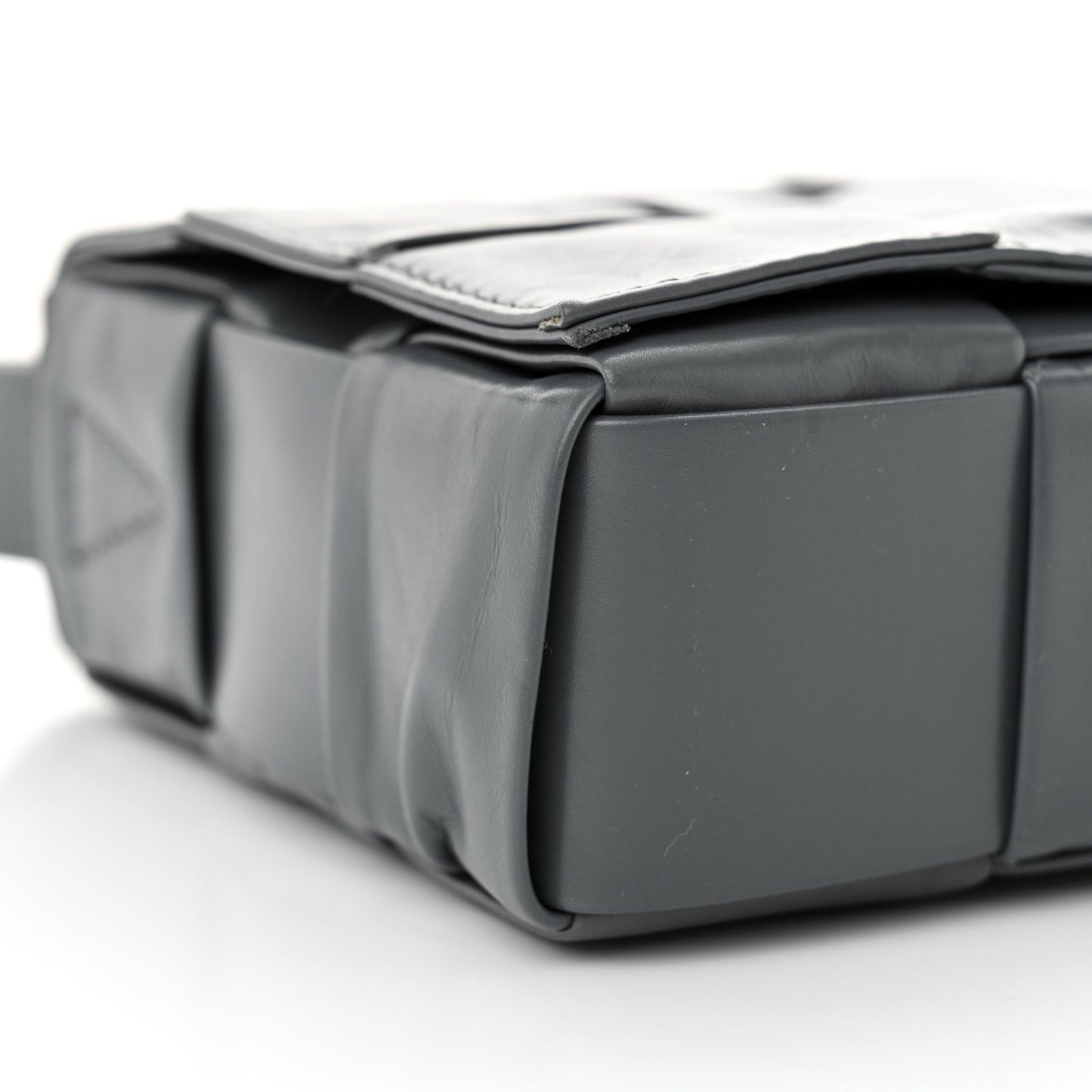 Paper Calfskin Maxi Intreccio Small Cassette Crossbody Bag Thunder