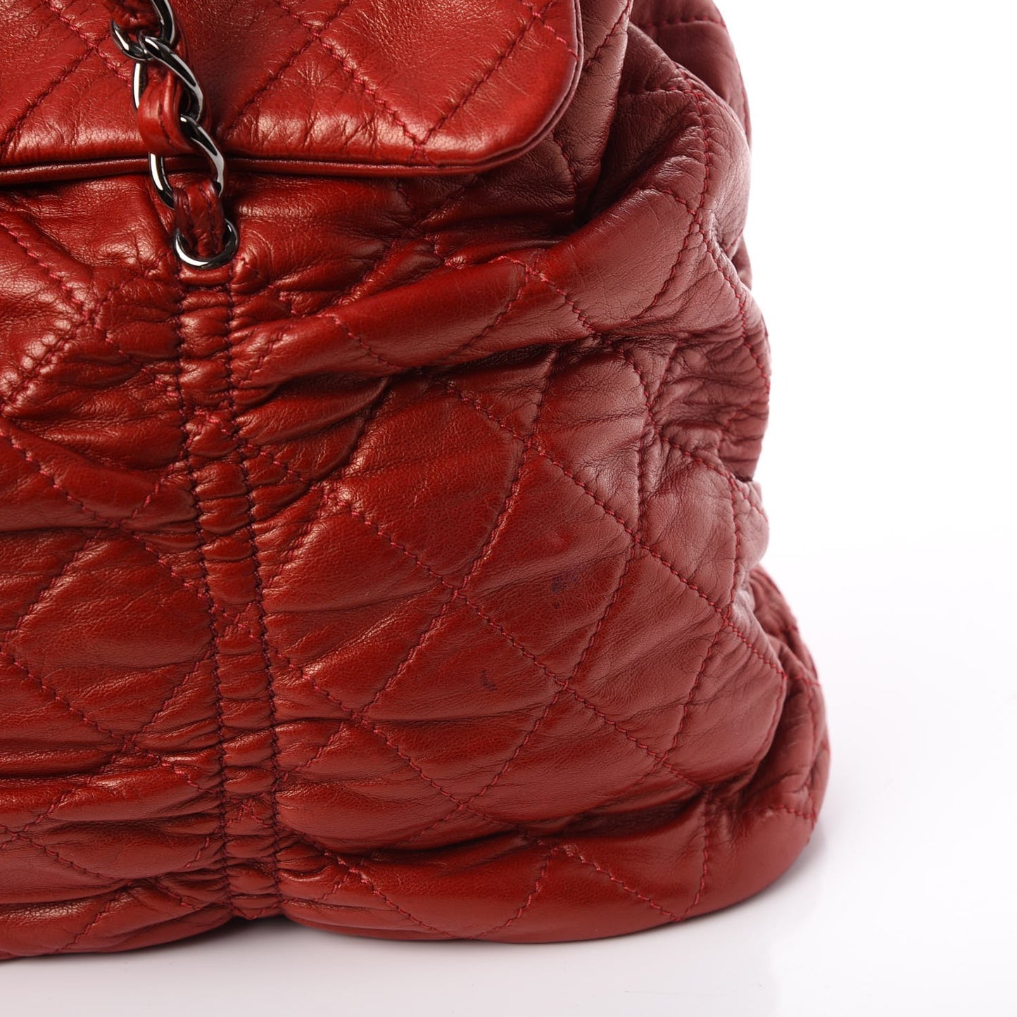 Lambskin Quilted Sharpei Flap Red