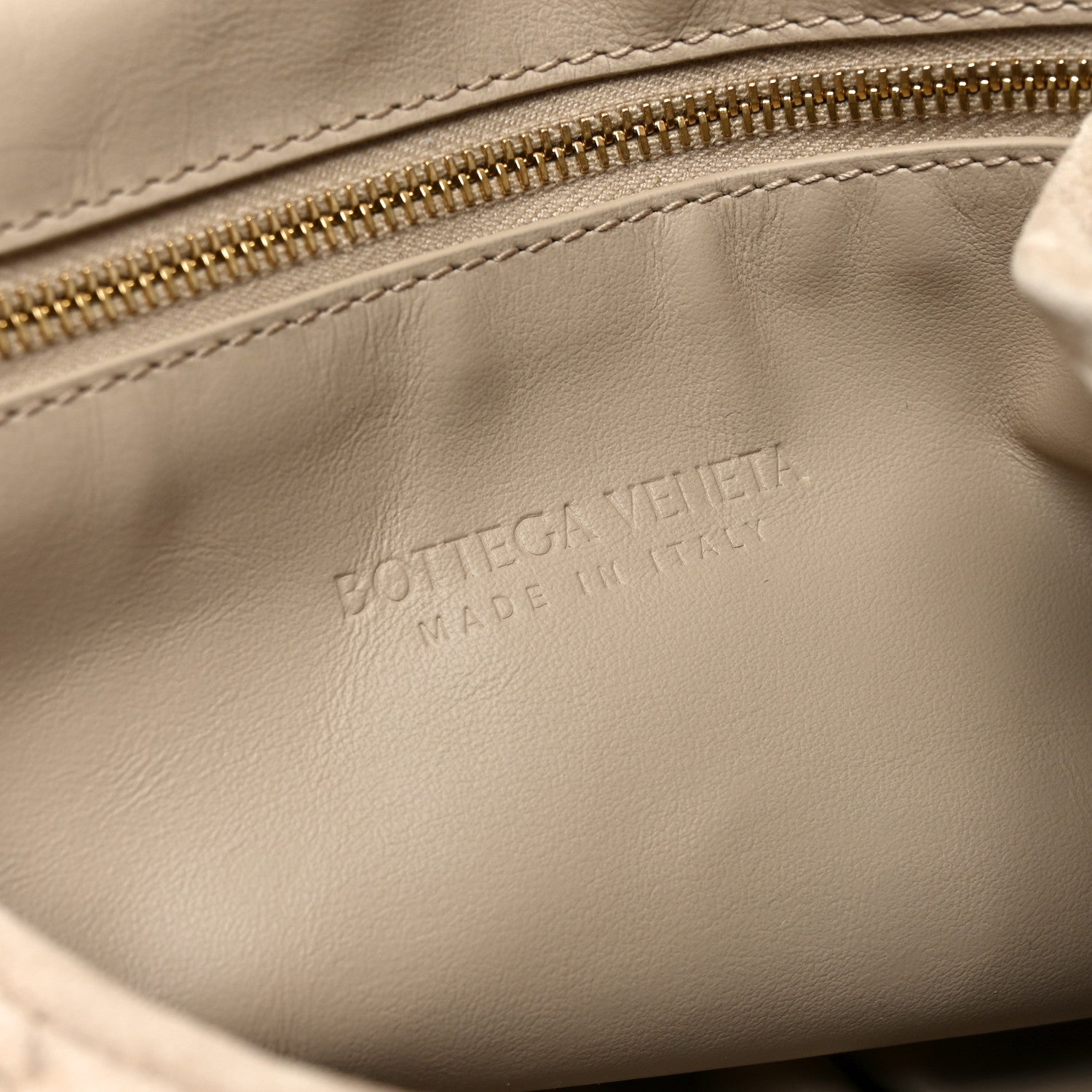 Bottega Veneta Suede Intrecciato Large Hop Ecru 6 of 11