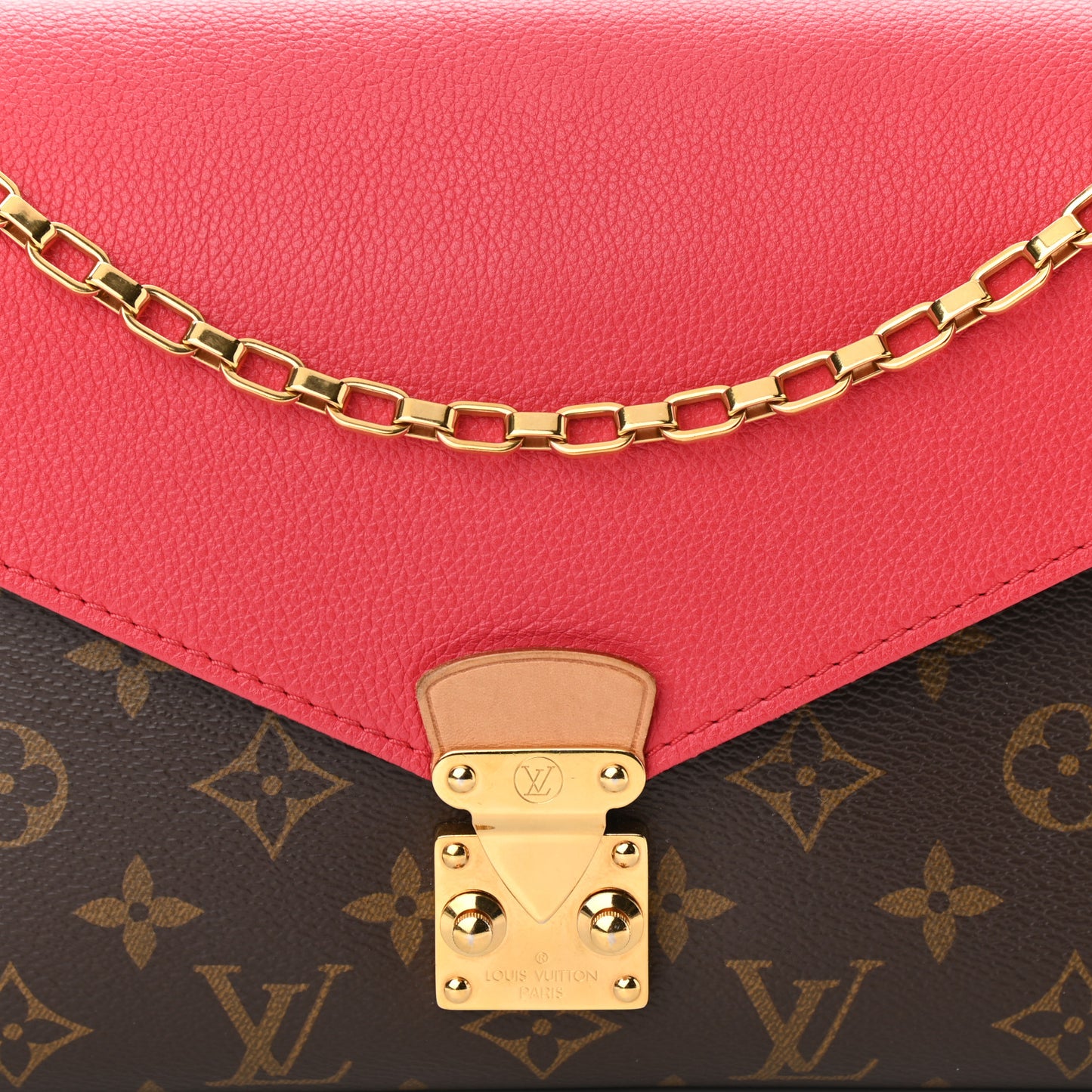 Monogram Pallas Chain Poppy