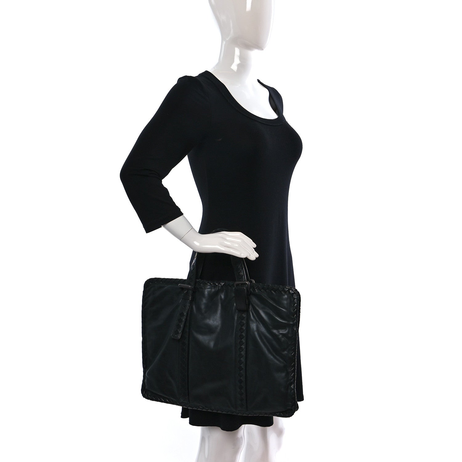 Bottega Veneta Calfskin Intrecciato Briefcase Black 2 of 12