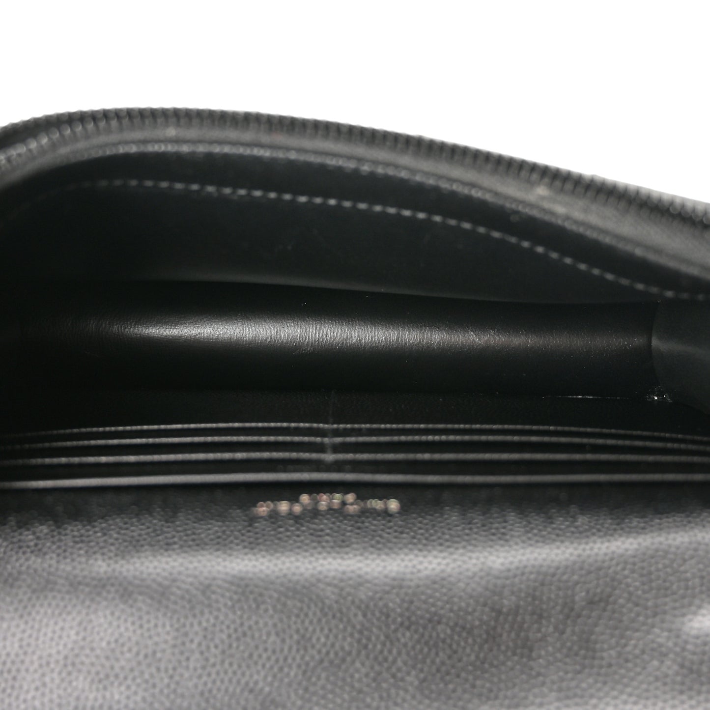 Grain De Poudre Matelasse Chevron Monogram Monochrome Envelope Chain Wallet Black