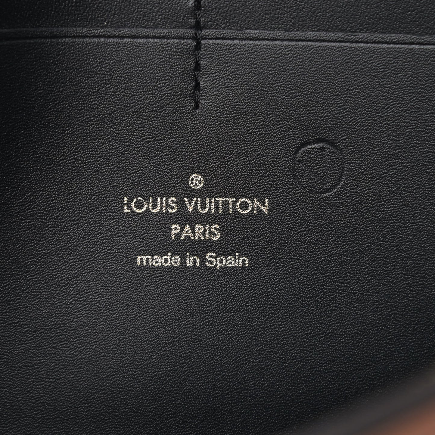 Taurillon Dauphine Bumbag Blackberry Snow
