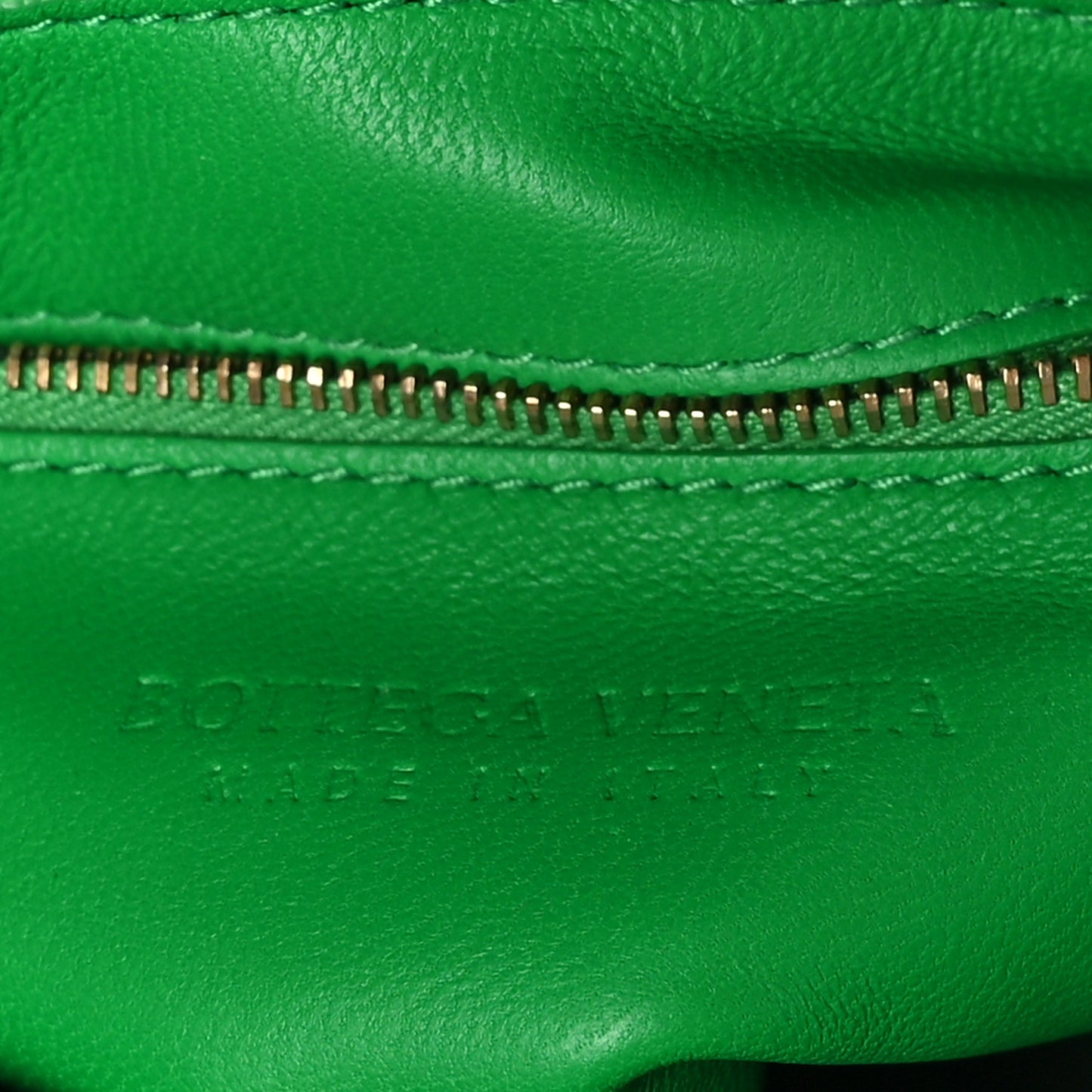 Lambskin Maxi Intreccio Padded Chain Cassette Crossbody Bag Grass