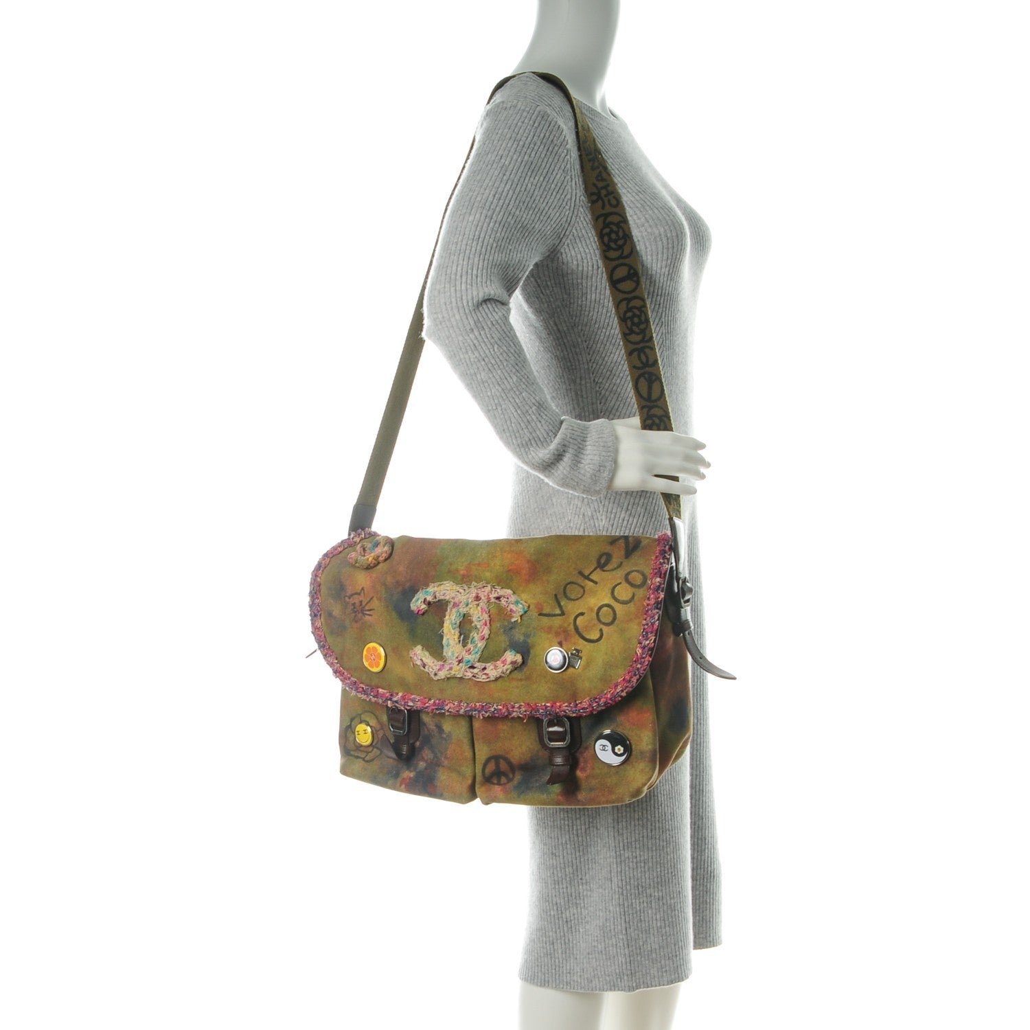 Chanel Washed Toile Large Graffiti On The Pavements Messenger Khaki Multicolor 2 of 7