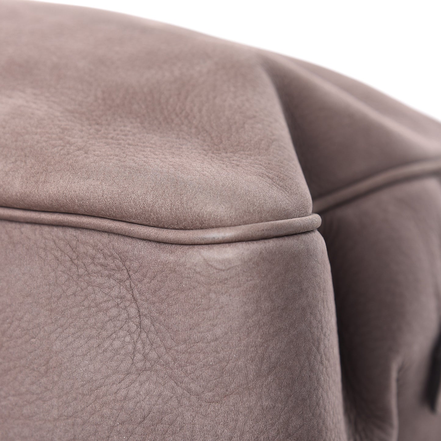 Vitello Range Medium Soho Bowler Grey Field