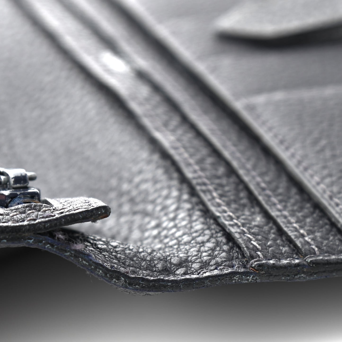 Taurillon Clemence Bearn Gusset Wallet Bleu Marine