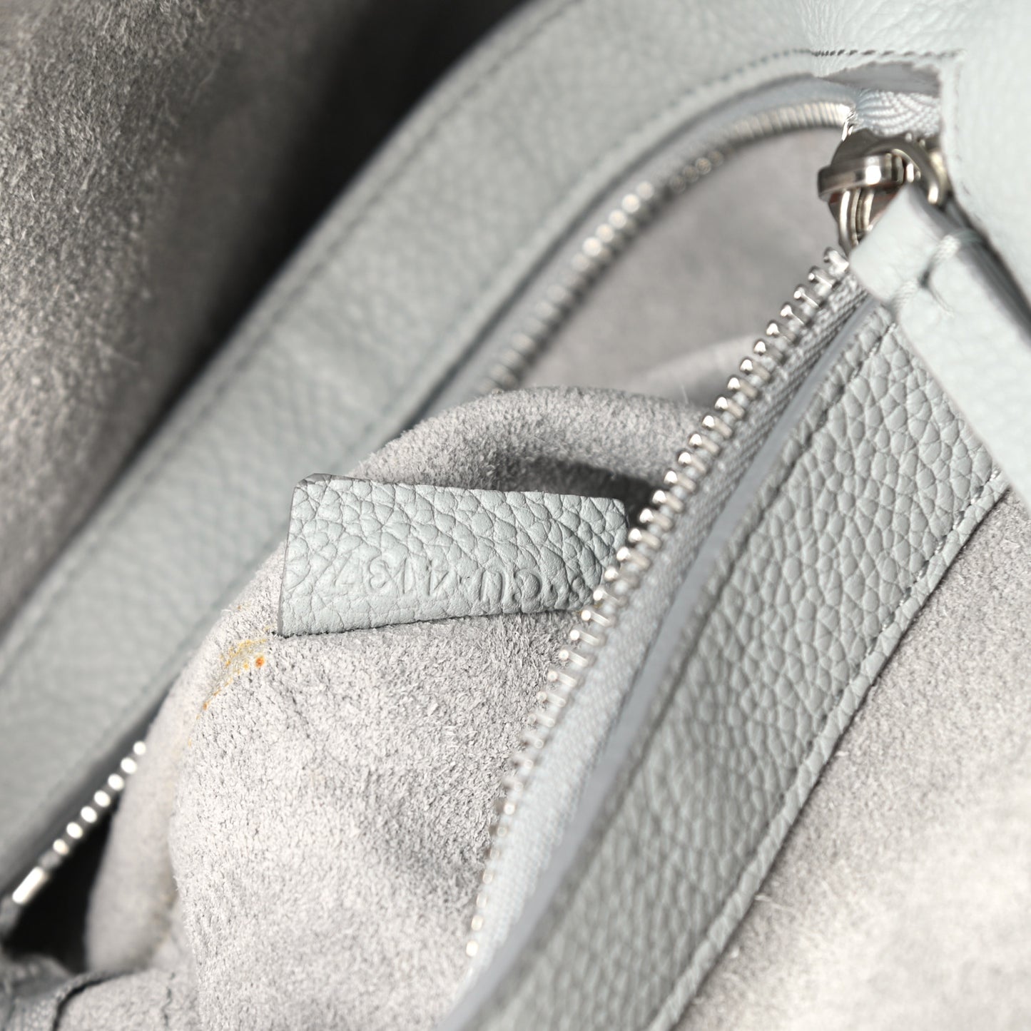 Soft Grained Calfskin Small Belt Cabas Phantom Mineral